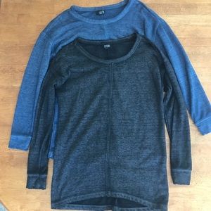 Cozy Long Sleeve Sweaters x2